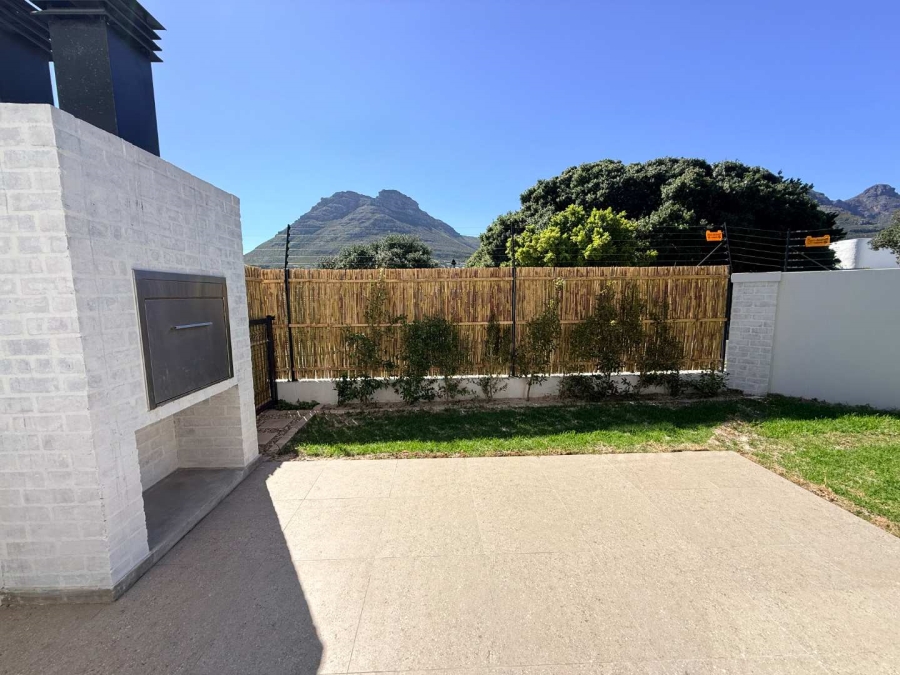 To Let 3 Bedroom Property for Rent in Beach Estate Western Cape